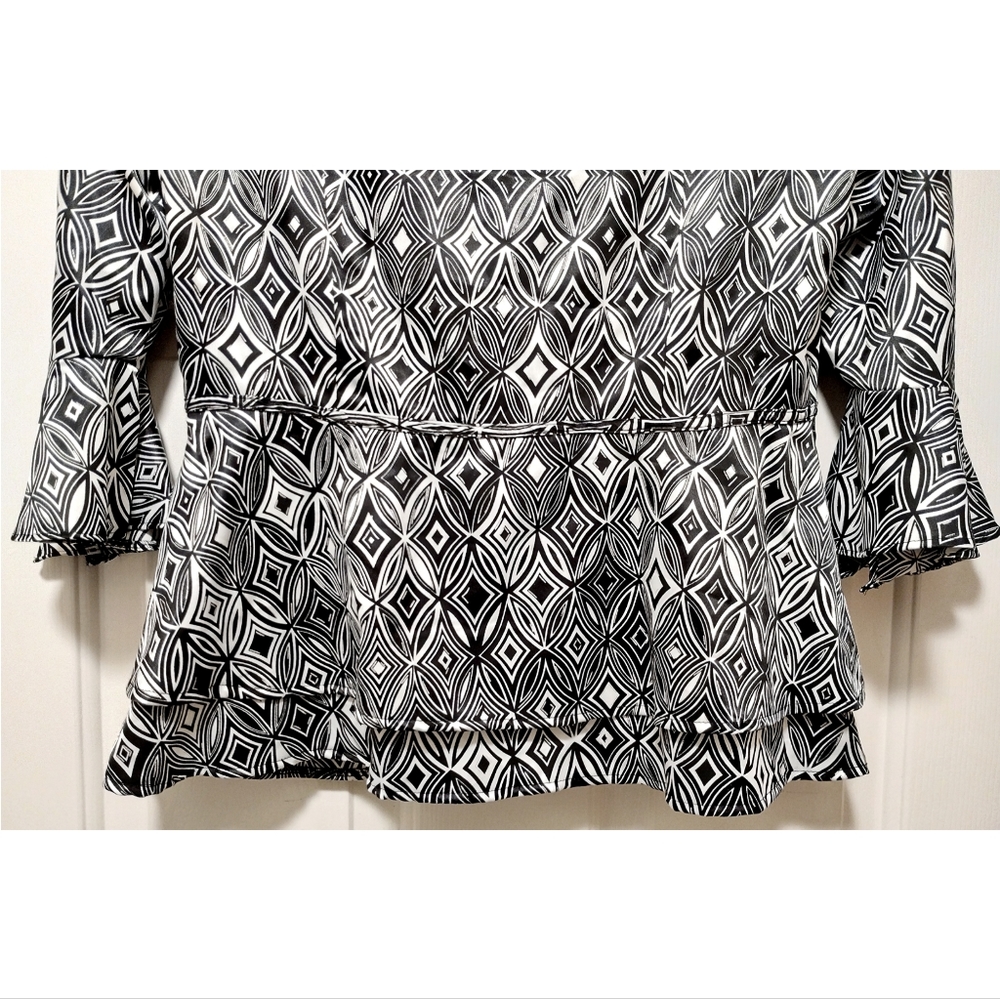 Pattern Blouse - Picture 12 of 15